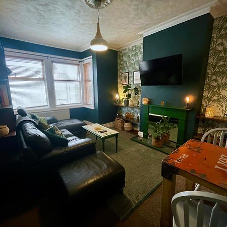 شقة Stylish And Artistic Flat In Southend On Sea المظهر الخارجي الصورة